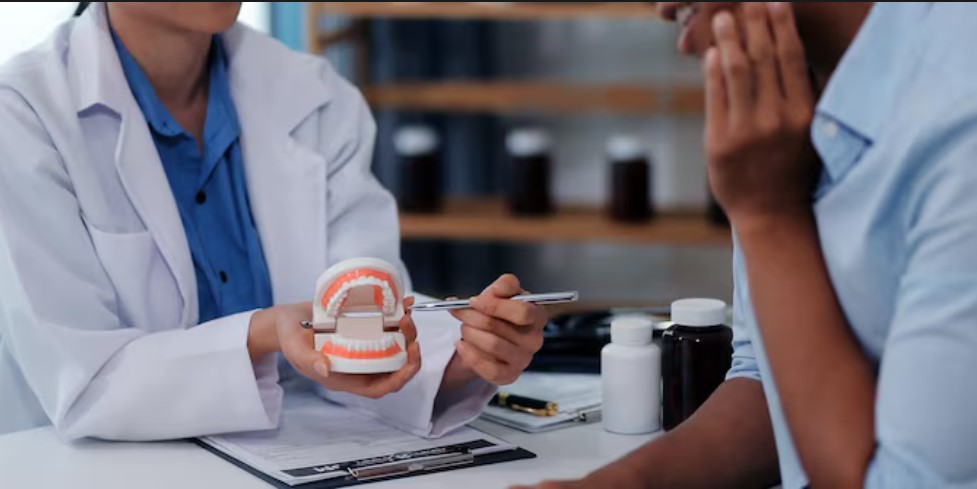 Best Doctor For Oral Cavity Cancer in Kharghar – Dr. Rathan Shetty